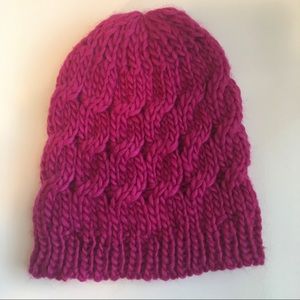 Cute Cable Knit Beanie!!